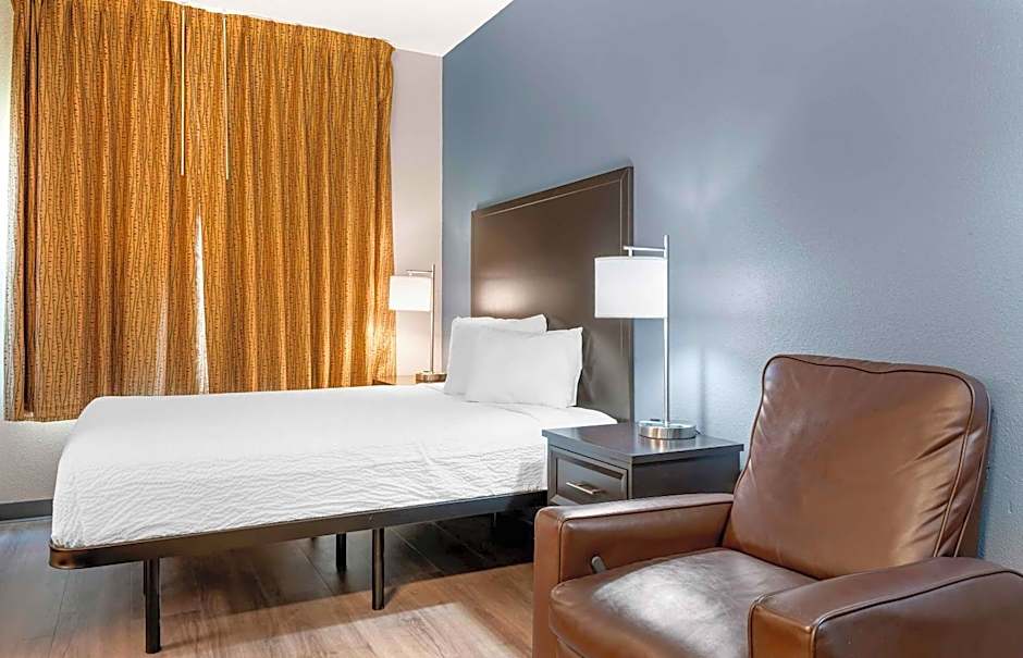 Extended Stay America Suites - Indianapolis - Airport - W. Southern Ave.