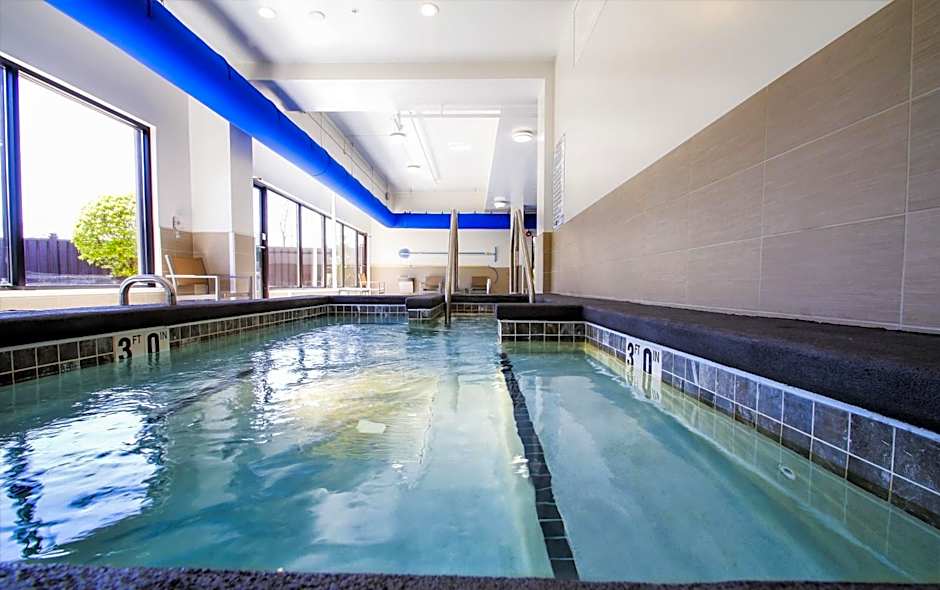 Holiday Inn Milwaukee Riverfront By IHG