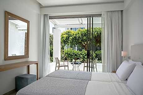 Double Room Garden View