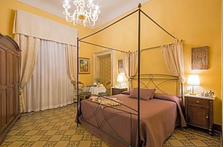 Comfort Triple Room