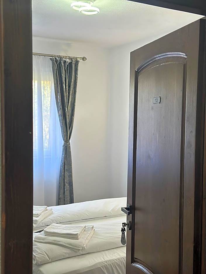 Pensiunea Casa Suciu