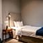 Home Hotel Wellington