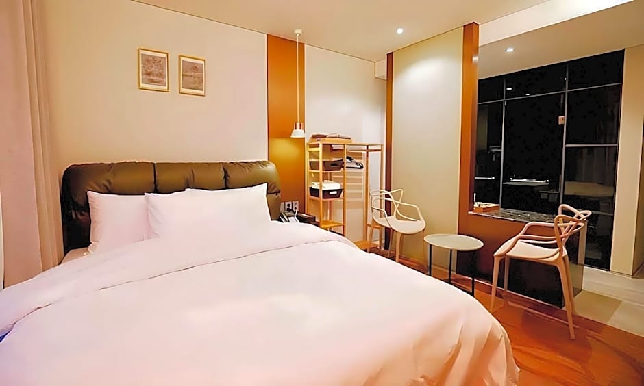 Namyangju Bukhangang Dolcecasa Hotel