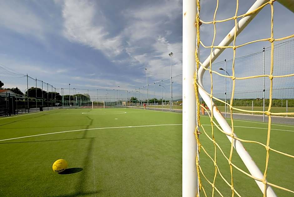 Villaggio Turistico La Cecinella