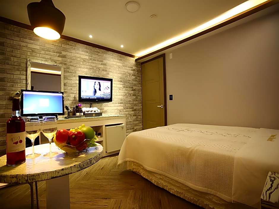Goodstay Dubai Motel