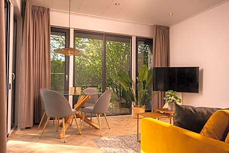 Apartment with City View