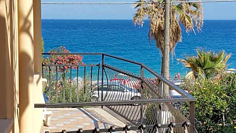 Superior Triple Room with Sea View