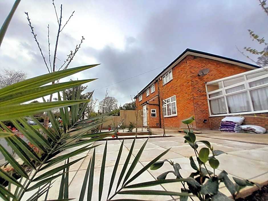 Sanderson Studio Apartments in Bromley, Greater London