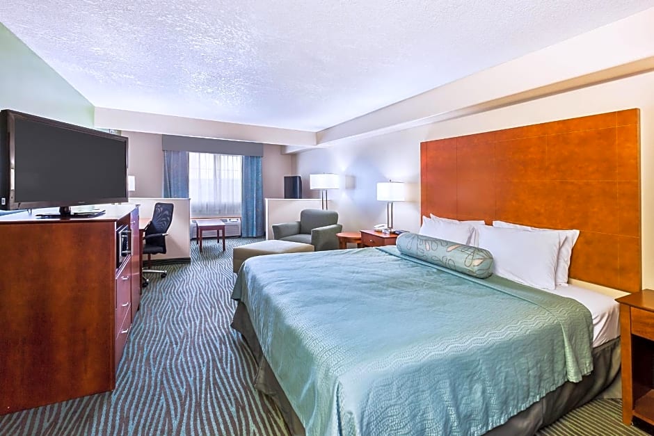 AmericInn by Wyndham Des Moines Airport