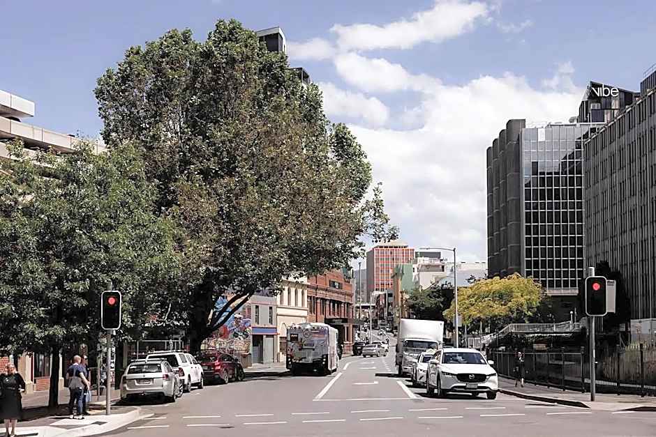 Inner-city 2 bedroom apartment - perfectly located