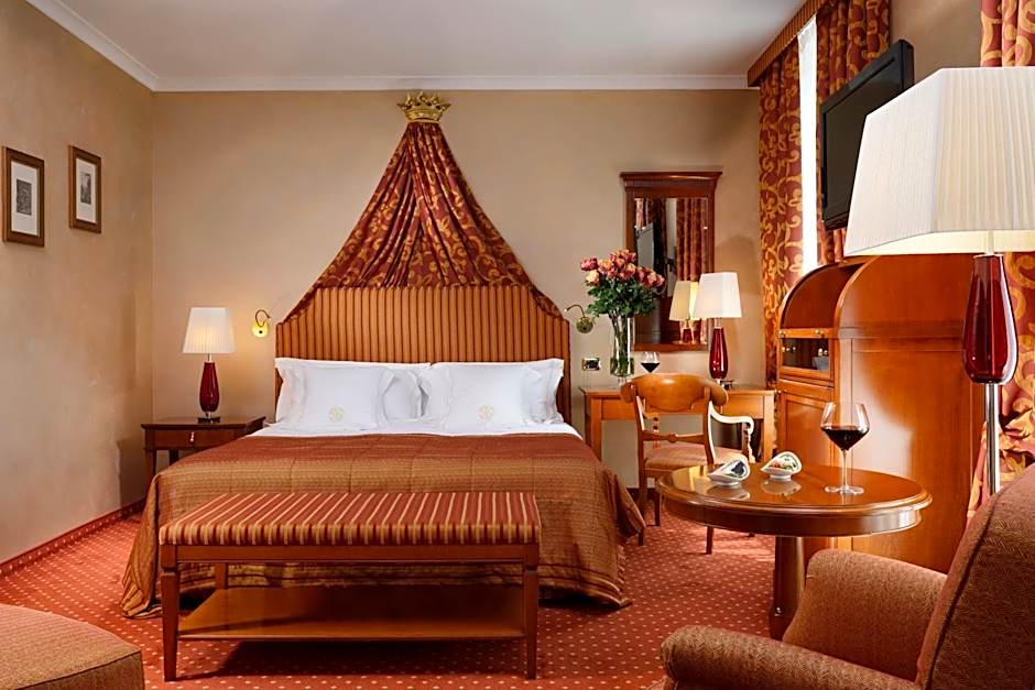 Castello Dal Pozzo Hotel