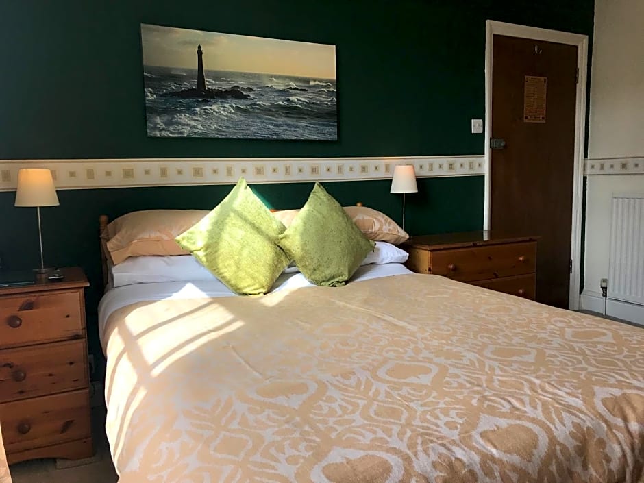 The Whiteley – Scarborough