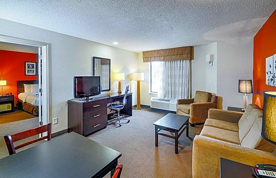 Sleep Inn & Suites Spring Lake - Fayetteville near Fort Bragg