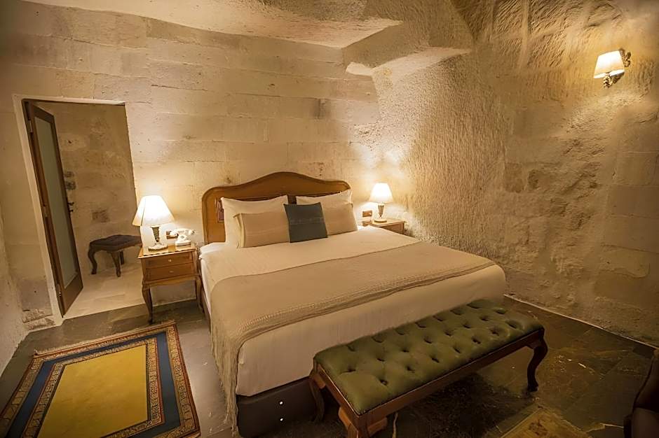 Artemis Cave Suites - Adults Only
