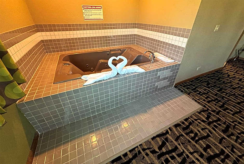 Super 8 by Wyndham McLean/Bloomington SW