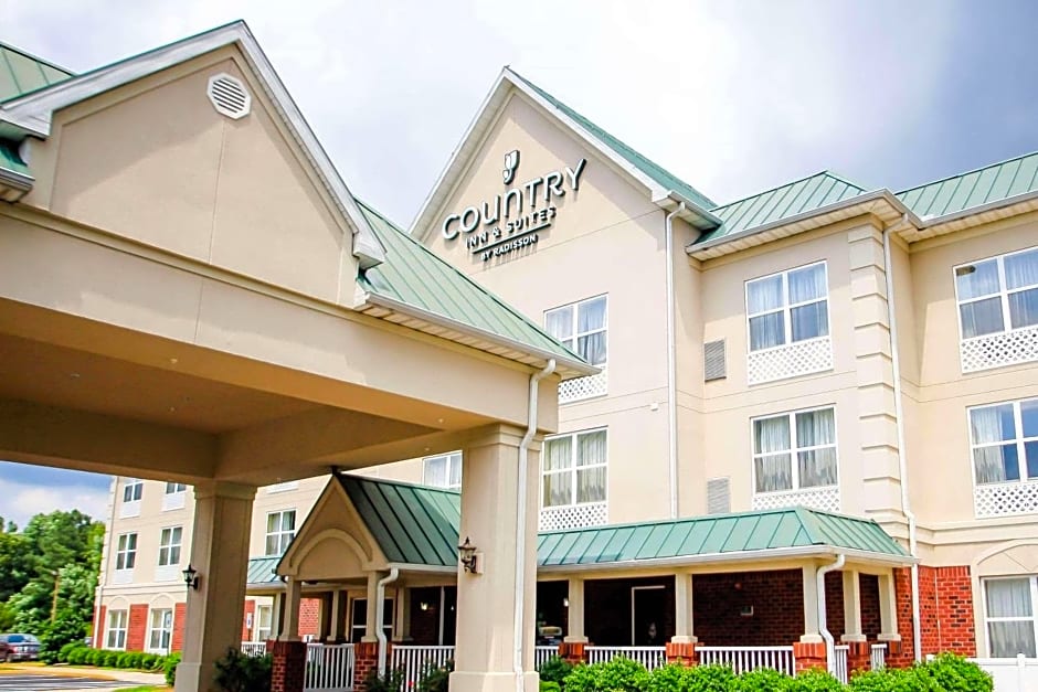 Country Inn & Suites by Radisson, Chester, VA