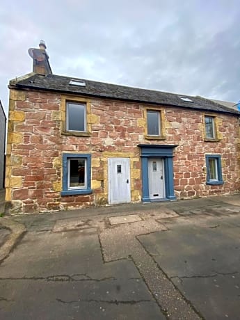 Little Ship Inn Rooms