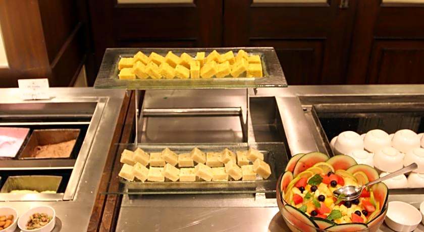 Taj Mahal Hotel Abids