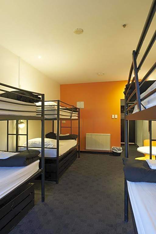Base Backpackers Queenstown