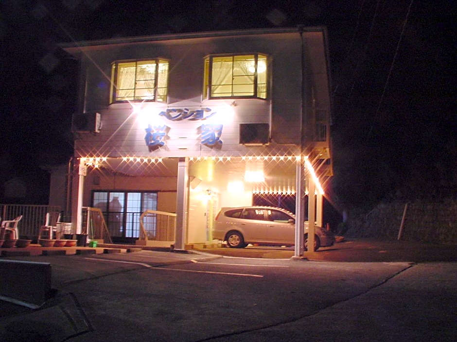 Sea Side Pension Sakuraya – Shimoda, KY