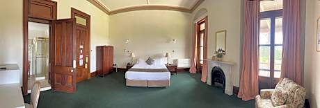 King Room with Balcony