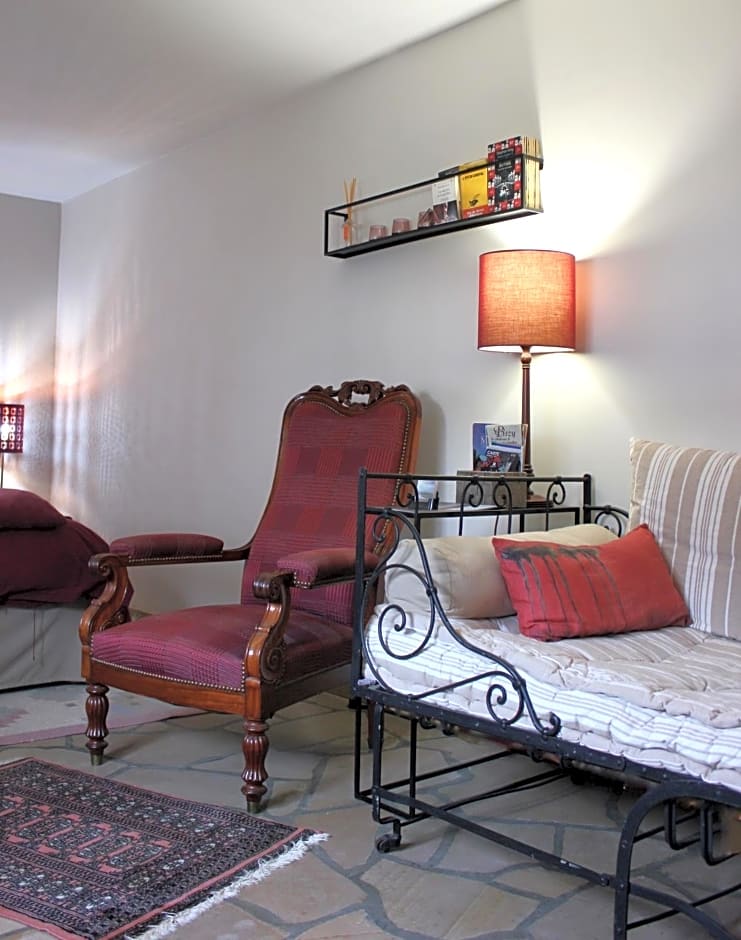 Le Chemin du Village