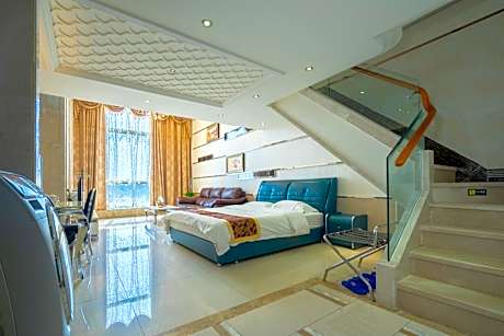 Excecutive Duplex Triple Suite