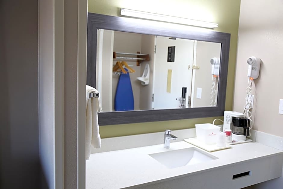 Baymont by Wyndham Plano