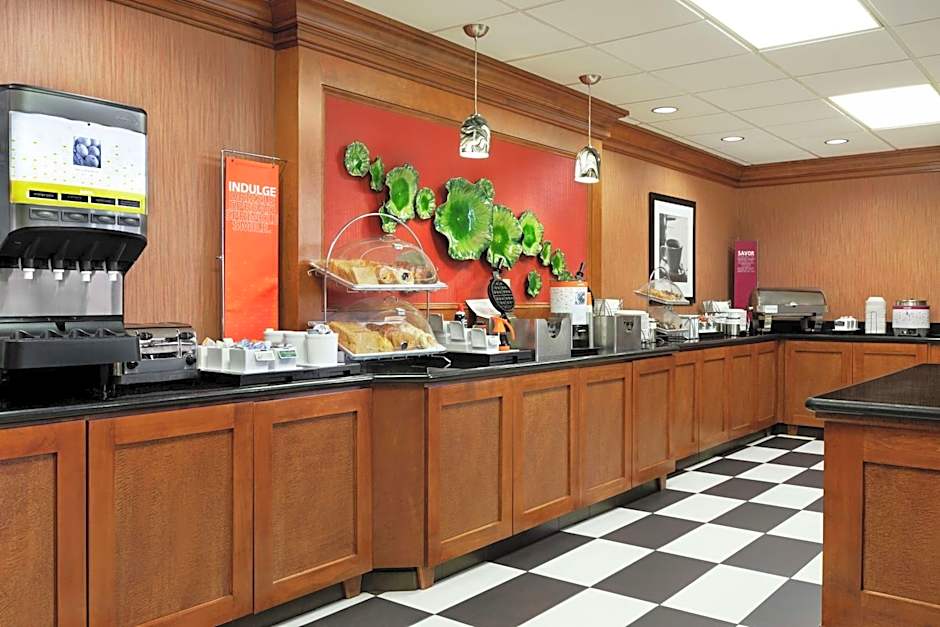 Hampton Inn By Hilton & Suites Frederick-Fort Detrick, Md
