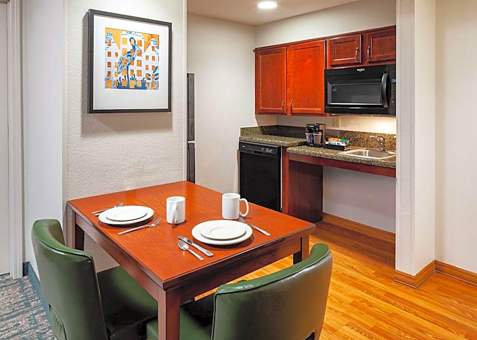 Homewood Suites By Hilton Gainesville