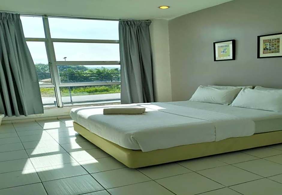 1108 Hotel Sungkai