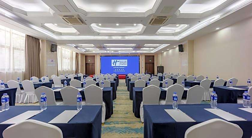 Holiday Inn Express Hefei Huaihe Road By IHG