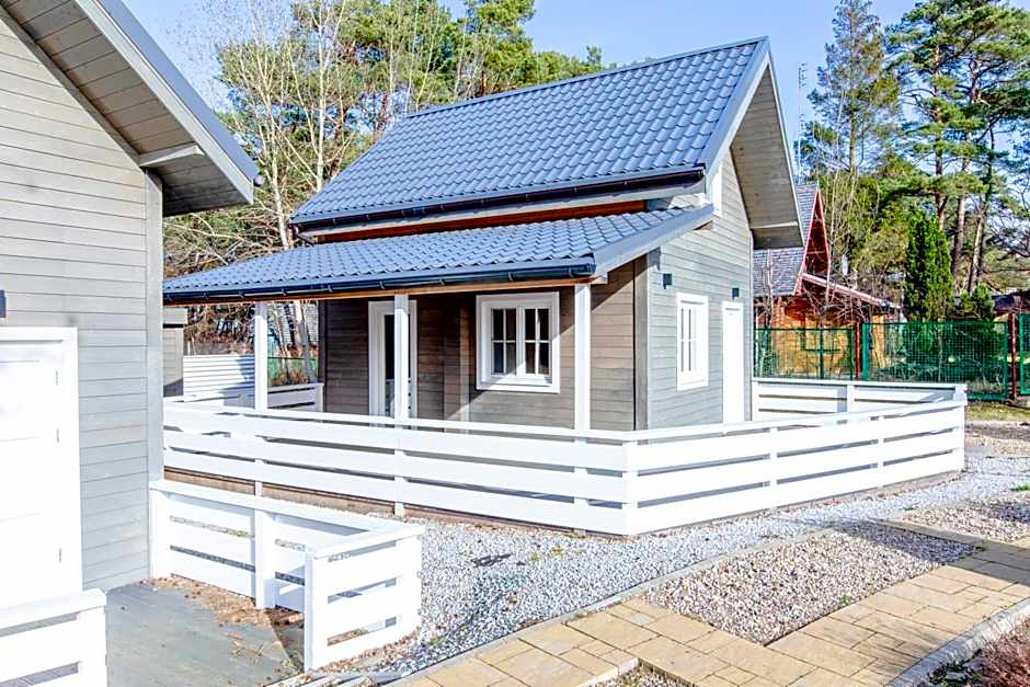 OŚRODEK KOLONIJNO WCZASOWY MEWA - przy plaży z basenem z podgrzewaną wodą i mini SPA