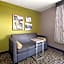 La Quinta Inn & Suites by Wyndham Atlanta Stockbridge