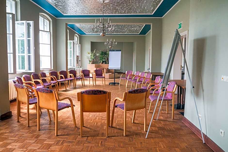 COCONAT-a workation retreat & Coworking