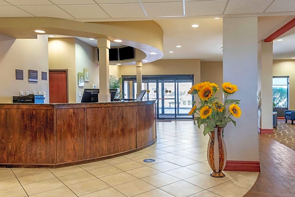 Comfort Suites Airport South