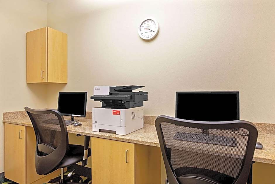 La Quinta Inn & Suites by Wyndham Grand Forks