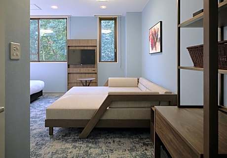 RED28 Deluxe Room