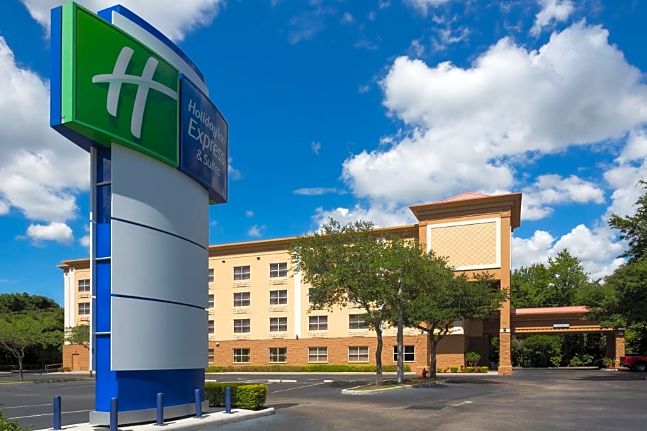 Holiday Inn Express Hotel & Suites Plant City