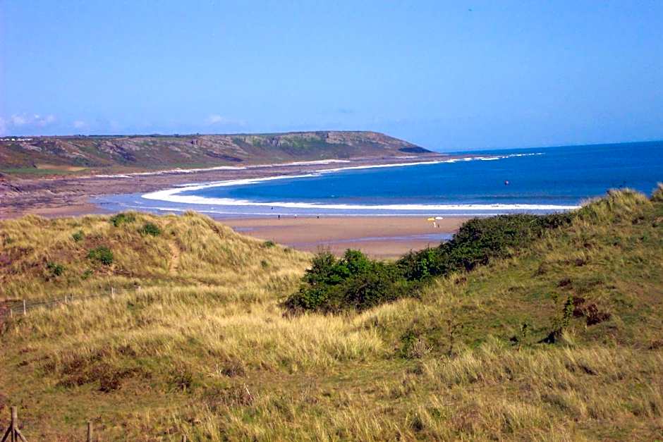 24 Gower Holiday Village