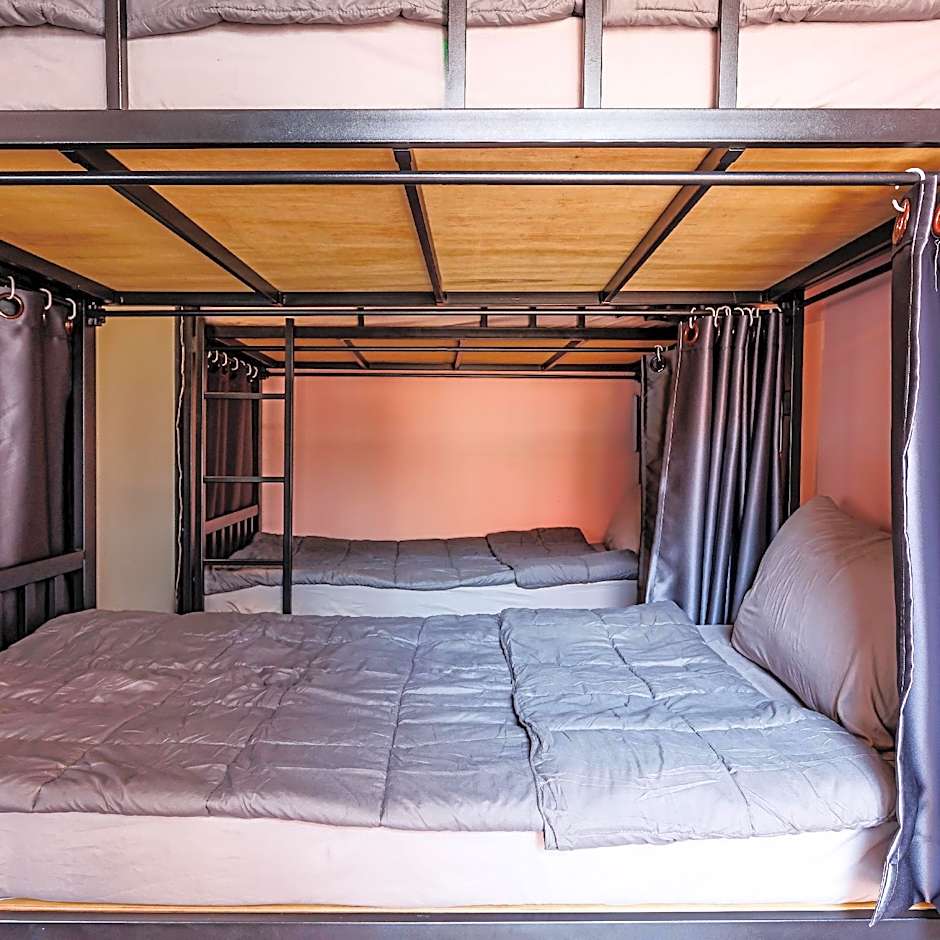 Baan Mee Suk Ayutthaya