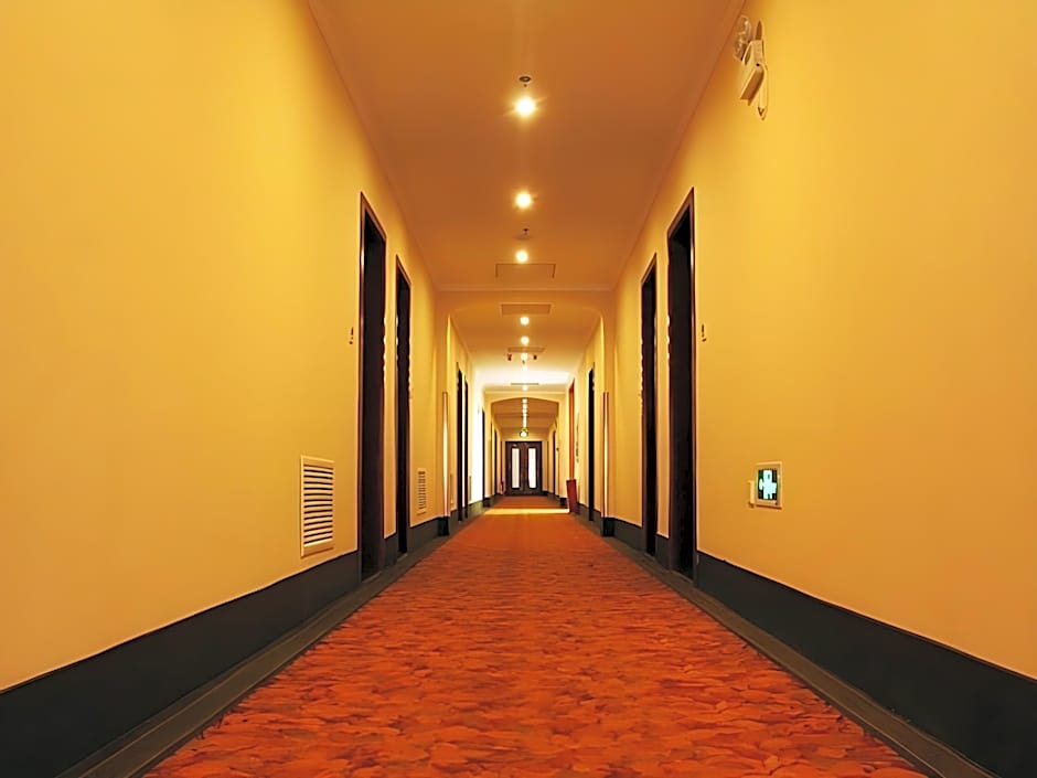 GreenTree Inn Hebei Zhangjiakou Xiahuayuan Xinchen Road Express Hotel