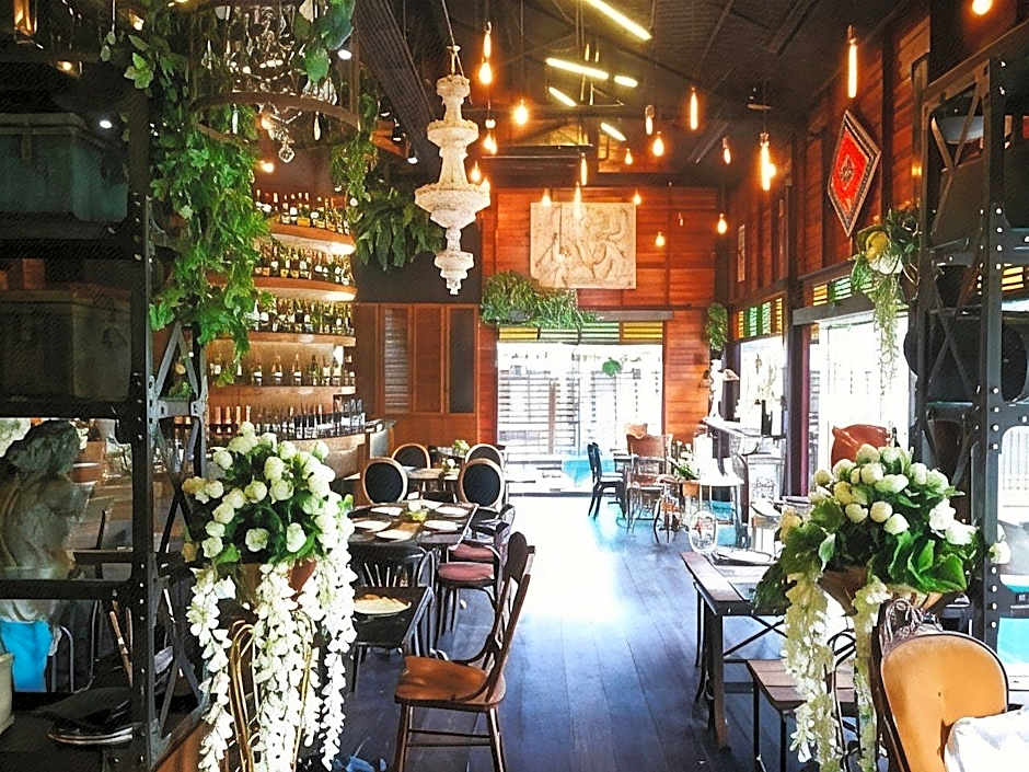 Chuchaiburi Sri Amphawa