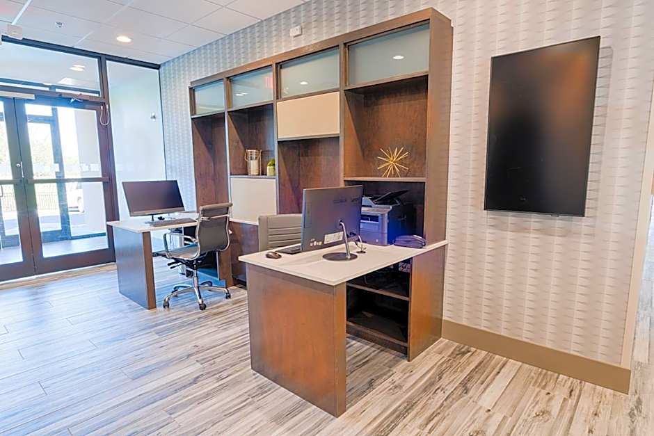 Holiday Inn Knoxville N - Merchant Drive By IHG