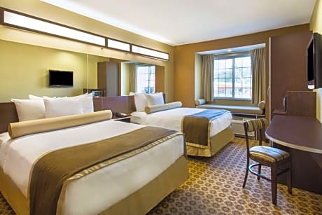 2 Queen Beds Non-Smoking