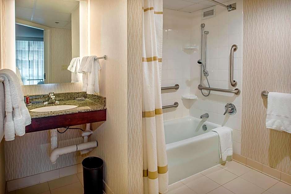 Marriott St. Louis Airport