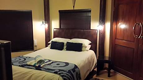 Queen Room - Disability Access