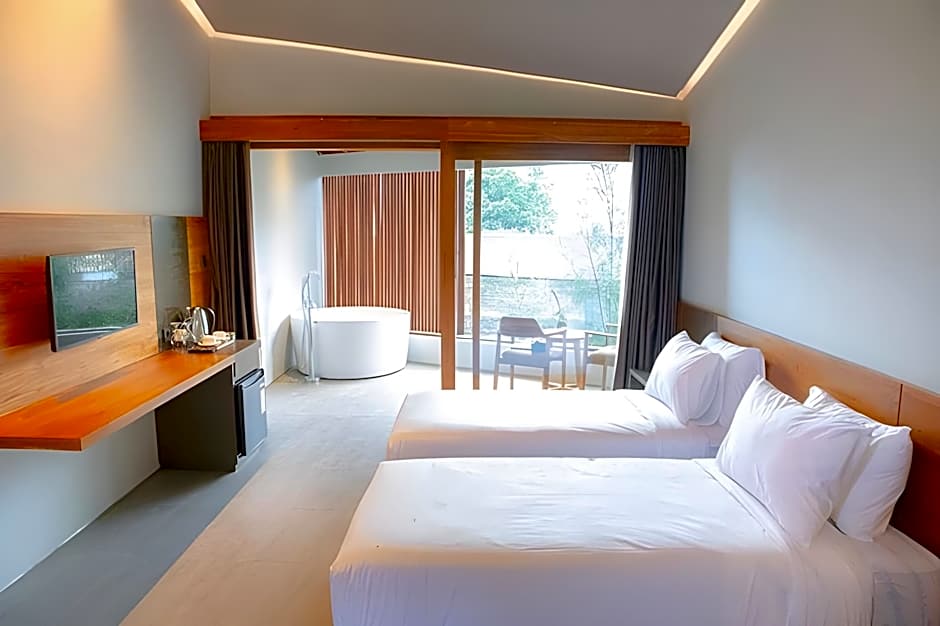 Noya Hotel