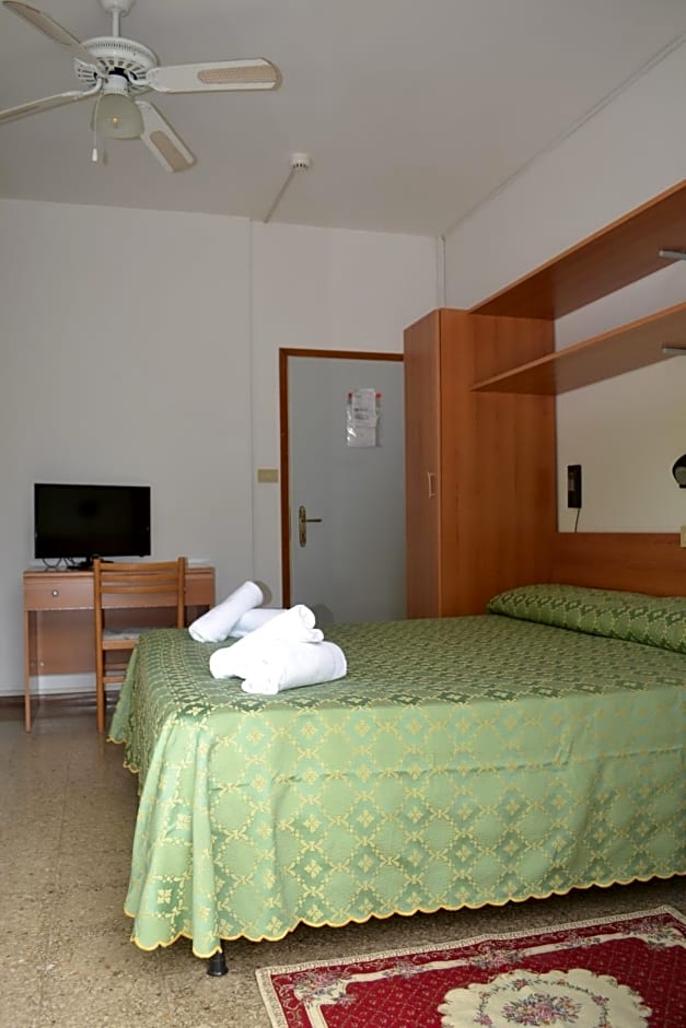 Hotel Mirage