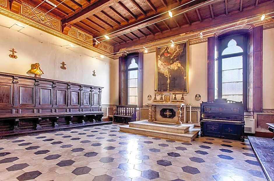 Il Chiostro Del Carmine